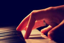 埃瓦尔战平对手，保持稳定表现